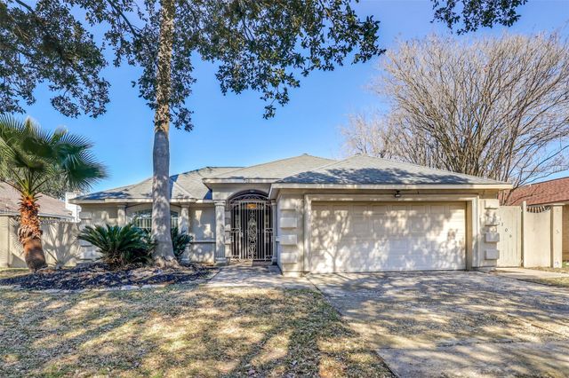 7106 Feather Creek Drive, Houston, TX 77086