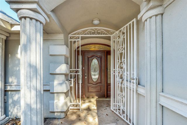 7106 Feather Creek Drive, Houston, TX 77086