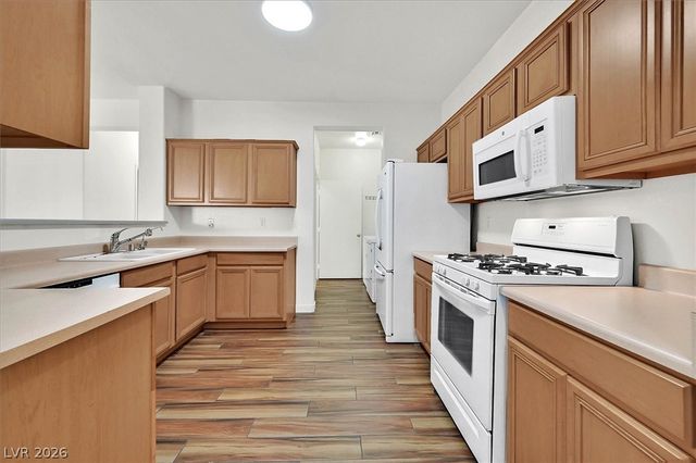 720 Peachy Canyon Circle 101, Las Vegas, NV 89144