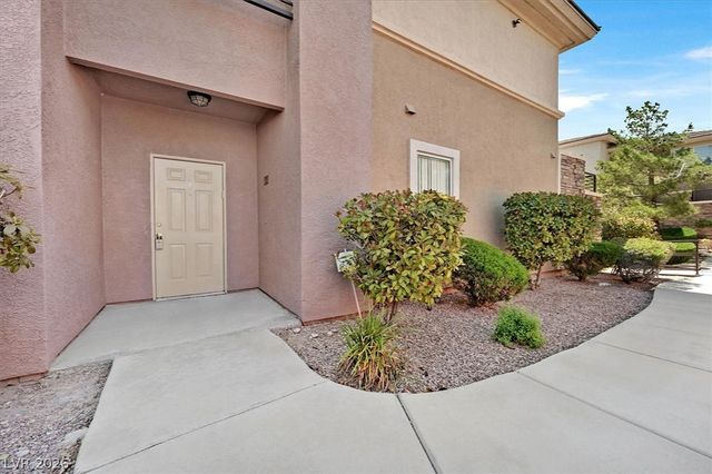 720 Peachy Canyon Circle 101, Las Vegas, NV 89144