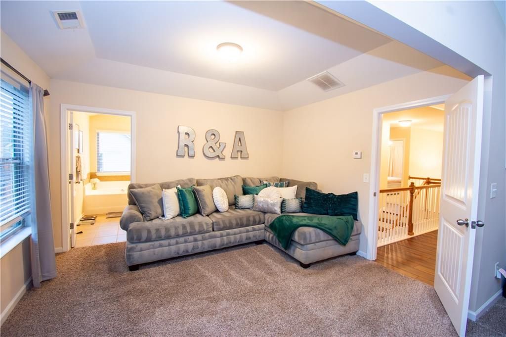 Image 15 of property listing at 5143 Olive Branch Circle, Powder Springs, GA 30127