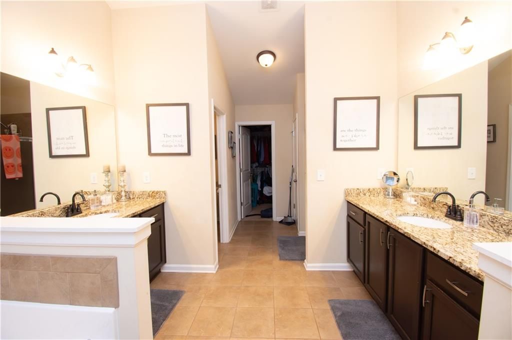 Image 16 of property listing at 5143 Olive Branch Circle, Powder Springs, GA 30127