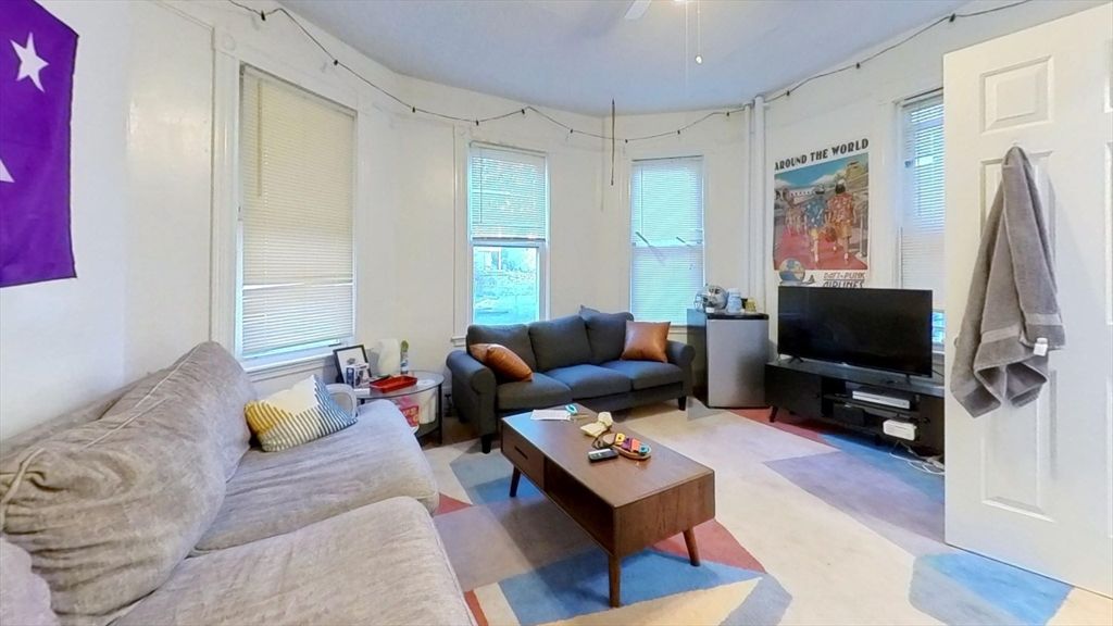 34 Cherokee 3, Boston, MA 02120