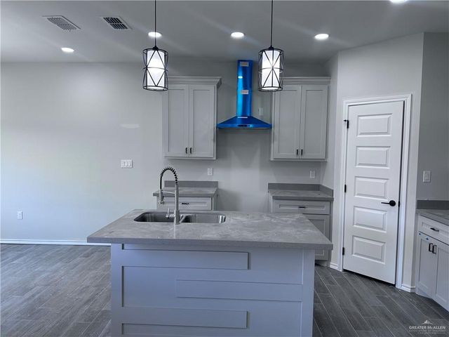 17909 Redwood Street, Harlingen, TX 78552