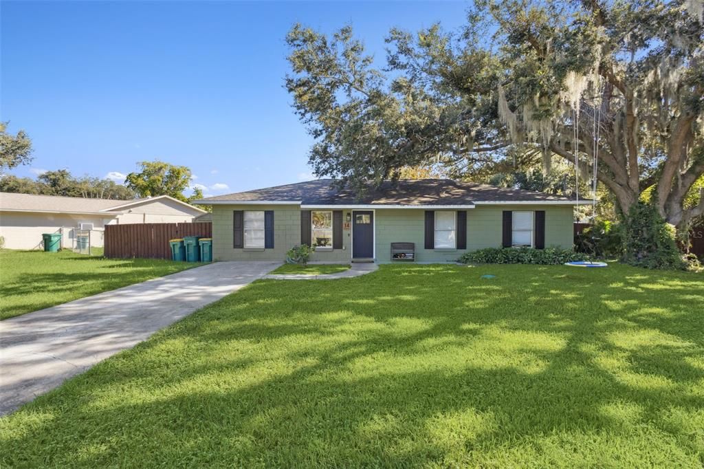 14 SUN COUNTRY COURT, Eustis, FL 32726
