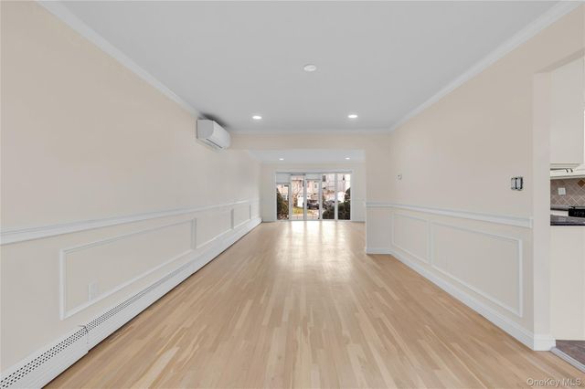 1554 Holiday Park Drive, Wantagh, NY 11793