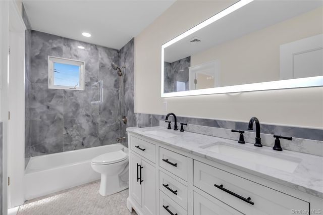 1554 Holiday Park Drive, Wantagh, NY 11793