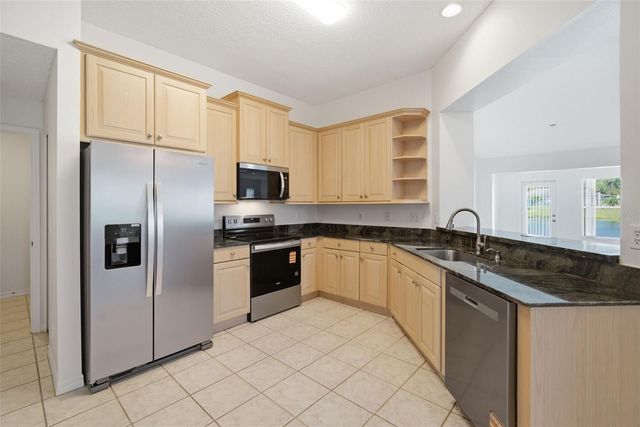 704 TILBURY COURT 704, Sun City Center, FL 33573