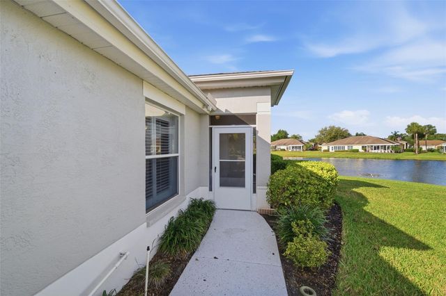 704 TILBURY COURT 704, Sun City Center, FL 33573