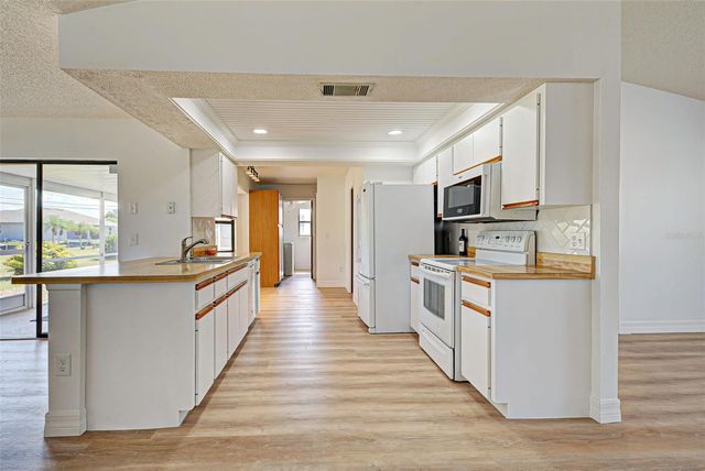 10438 WATERFORD AVENUE, Englewood, FL 34224