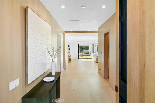 13944 Valleyheart Drive, Sherman Oaks, CA 91423