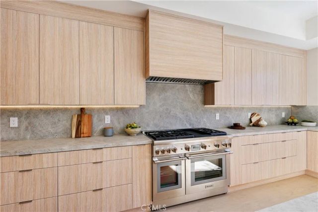 13944 Valleyheart Drive, Sherman Oaks, CA 91423