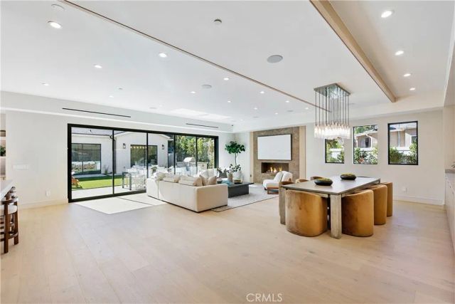 13944 Valleyheart Drive, Sherman Oaks, CA 91423