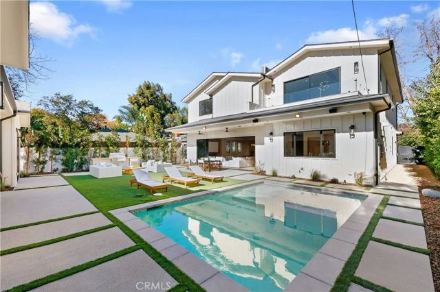13944 Valleyheart Drive, Sherman Oaks, CA 91423