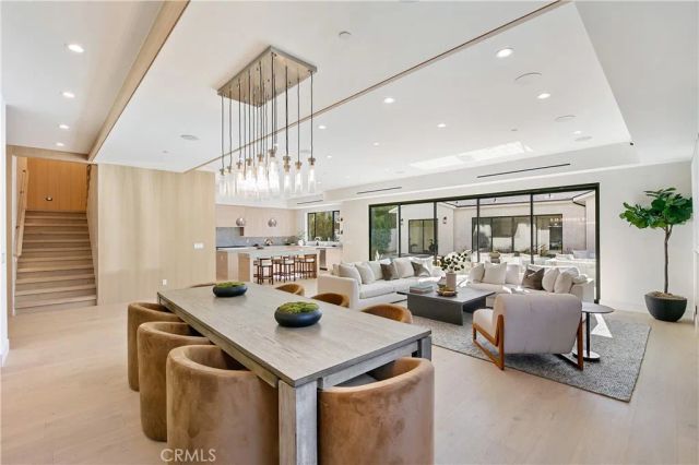 13944 Valleyheart Drive, Sherman Oaks, CA 91423