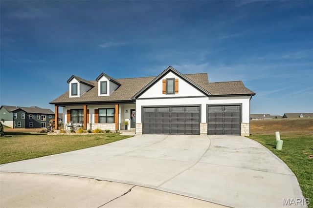 619 Schapers Court, Moscow Mills, MO 63362