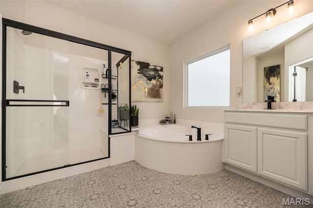 619 Schapers Court, Moscow Mills, MO 63362