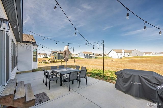 619 Schapers Court, Moscow Mills, MO 63362