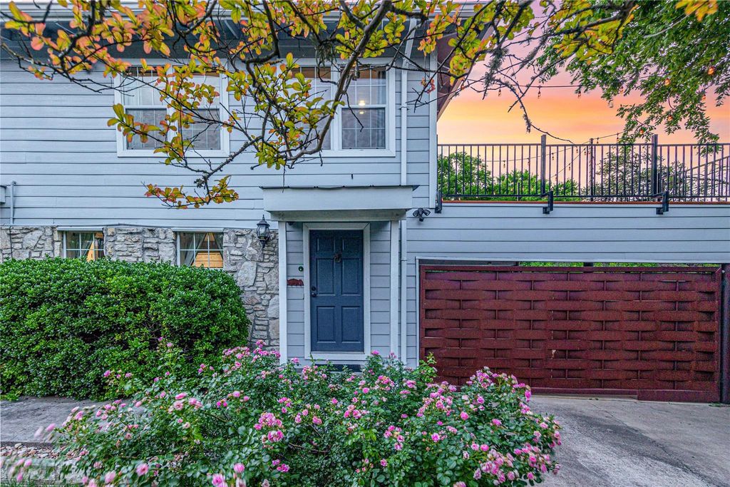 8204 Williamson Creek DR, Austin, TX 78736