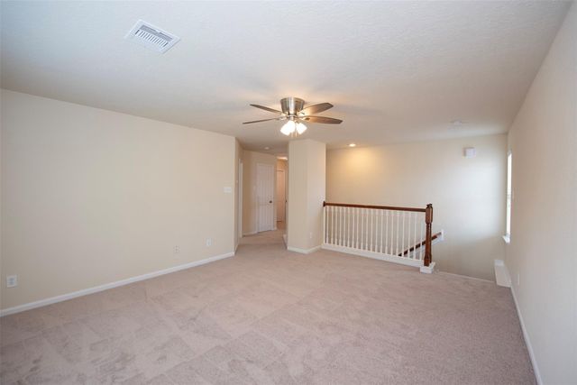 106 Easton Glen Lane, Dickinson, TX 77539