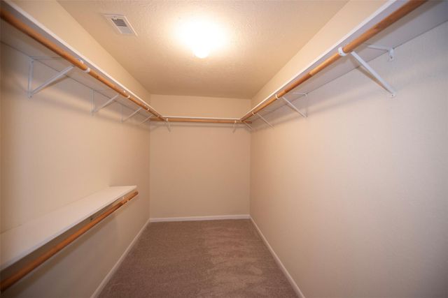 106 Easton Glen Lane, Dickinson, TX 77539