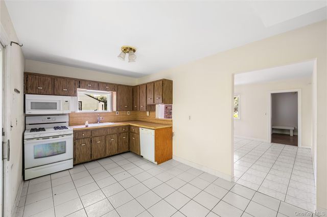 229 Rt-118, Yorktown Heights, NY 10598