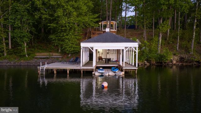 6406 CARTER LN, Mineral, VA 23117
