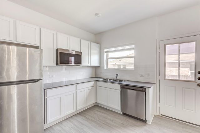 128 Mayacama LOOP, San Marcos, TX 78666