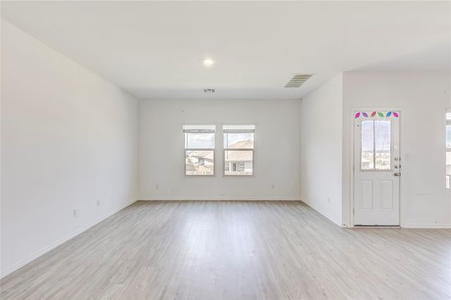 128 Mayacama LOOP, San Marcos, TX 78666