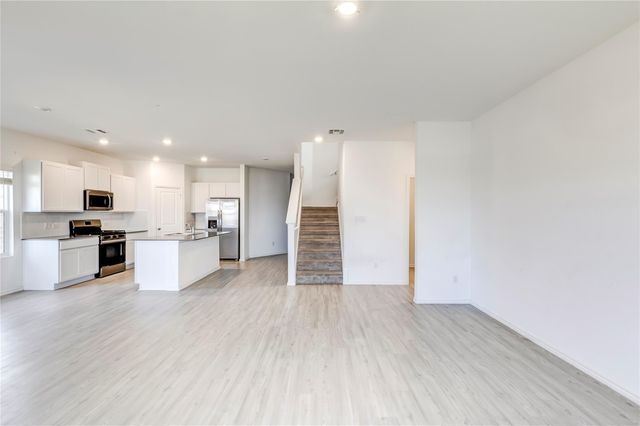 128 Mayacama LOOP, San Marcos, TX 78666