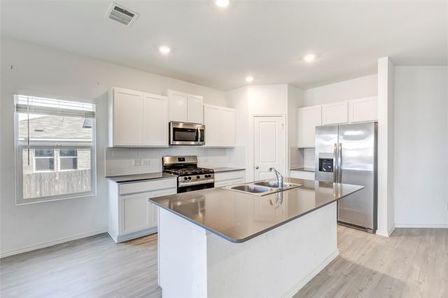 128 Mayacama LOOP, San Marcos, TX 78666