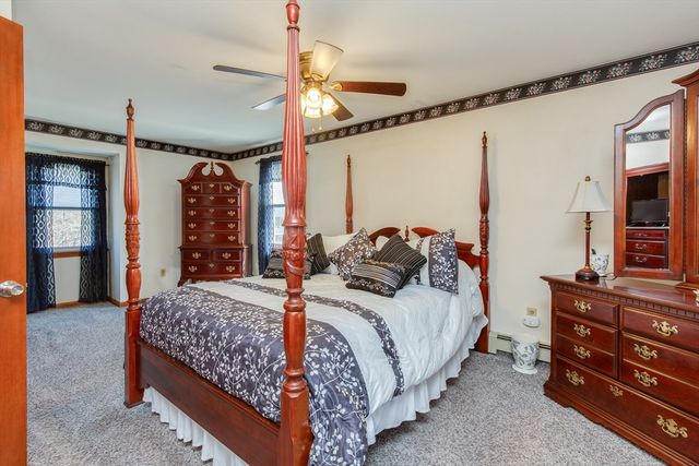 5 Cedar Grove Ave, Tyngsborough, MA 01879