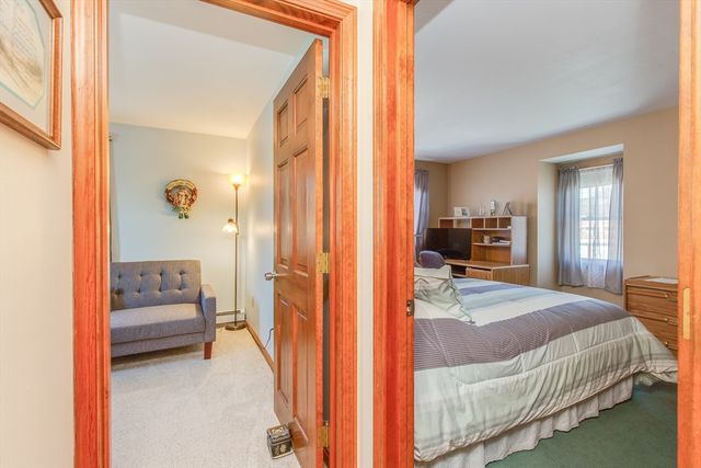 5 Cedar Grove Ave, Tyngsborough, MA 01879