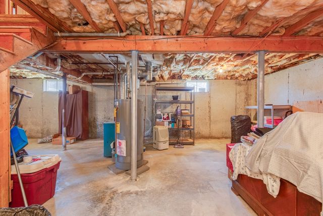 5 Cedar Grove Ave, Tyngsborough, MA 01879