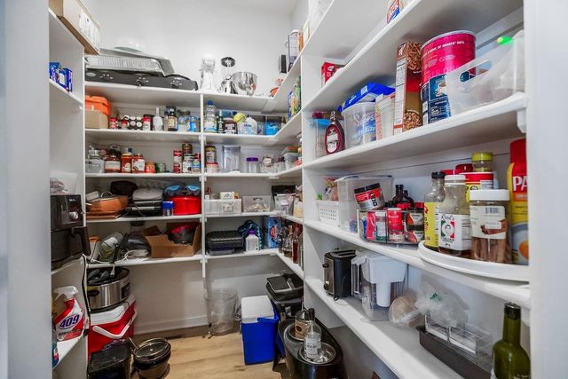 1009 N Independence Street, Pleasant Hill, MO 64080