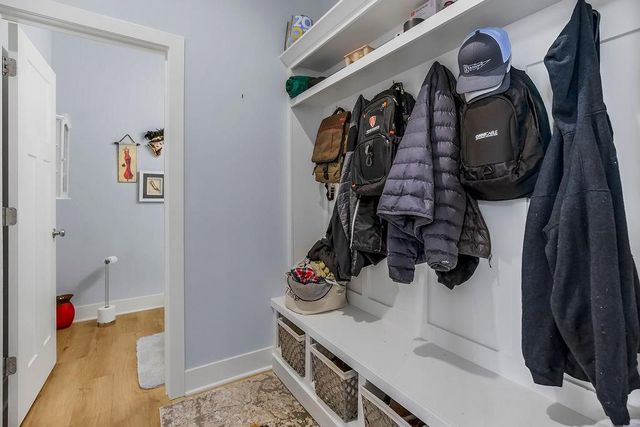 1009 N Independence Street, Pleasant Hill, MO 64080