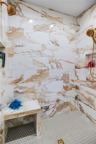 1009 N Independence Street, Pleasant Hill, MO 64080