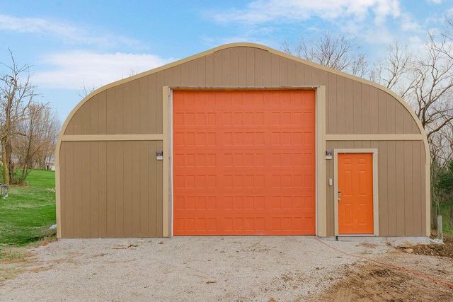 1009 N Independence Street, Pleasant Hill, MO 64080