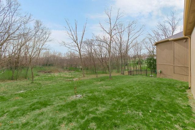 1009 N Independence Street, Pleasant Hill, MO 64080