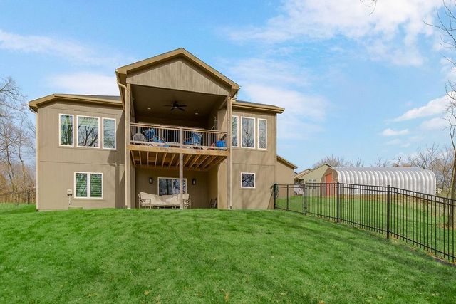 1009 N Independence Street, Pleasant Hill, MO 64080