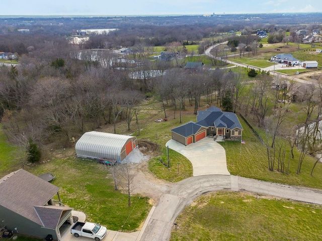 1009 N Independence Street, Pleasant Hill, MO 64080