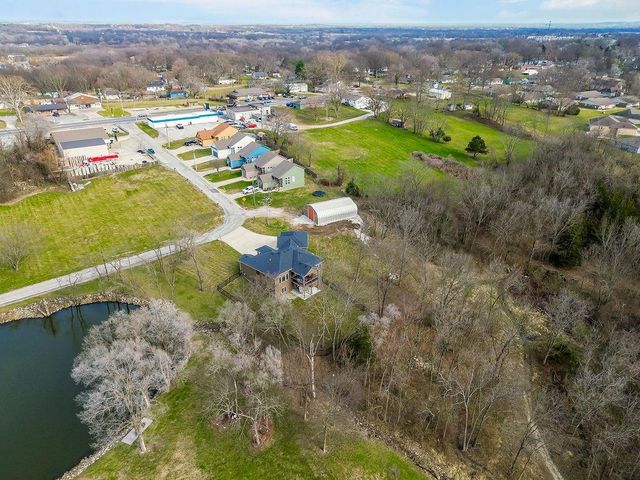 1009 N Independence Street, Pleasant Hill, MO 64080