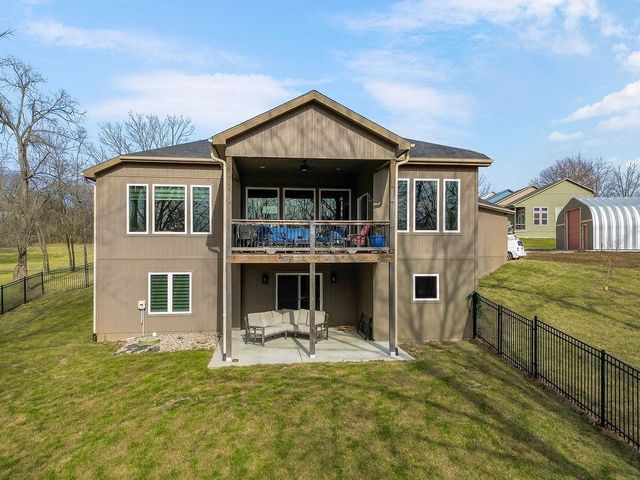 1009 N Independence Street, Pleasant Hill, MO 64080