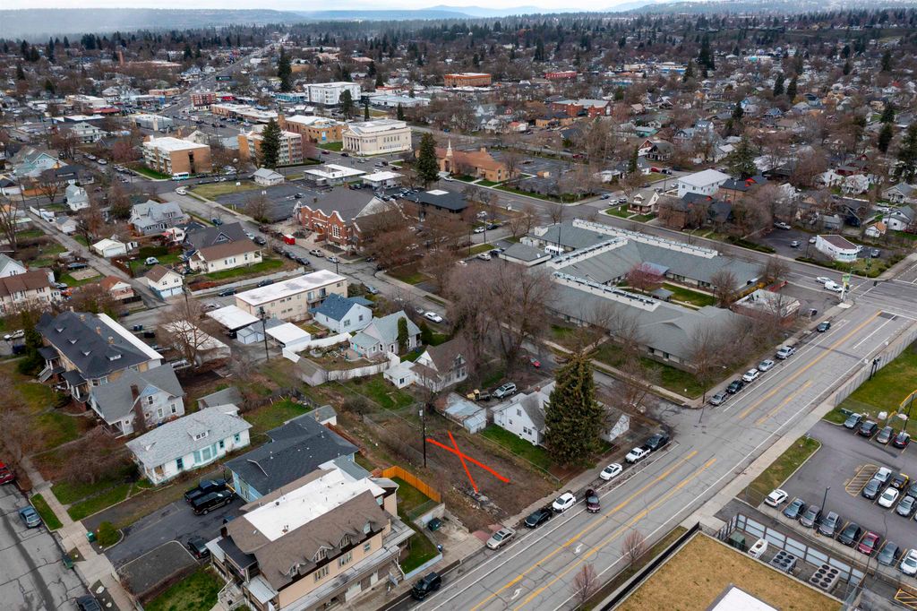 1717 N Howard St, Spokane, WA 99205 photo 4