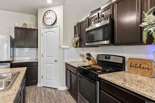 12432 Orchid Ln, Walker, LA 70785