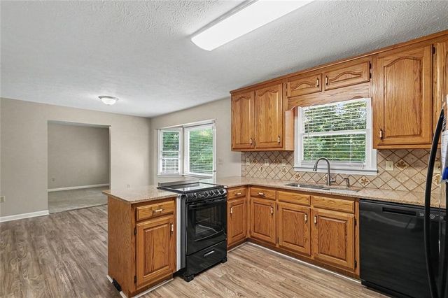 8953 E Carroll Road, Winston, GA 30187