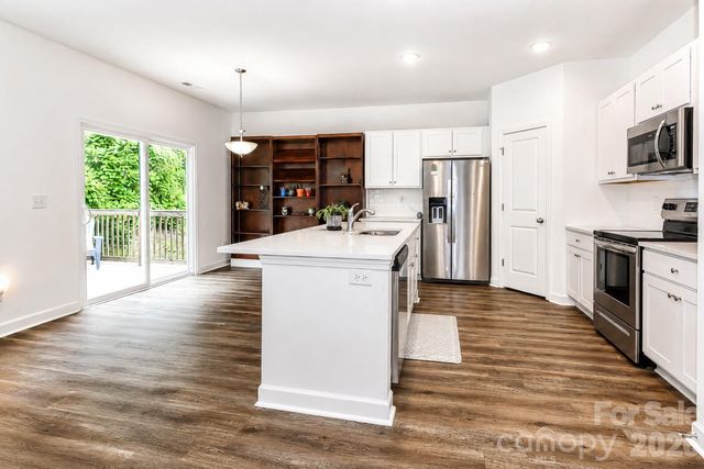 487 Kacys Way Place SE, Concord, NC 28025