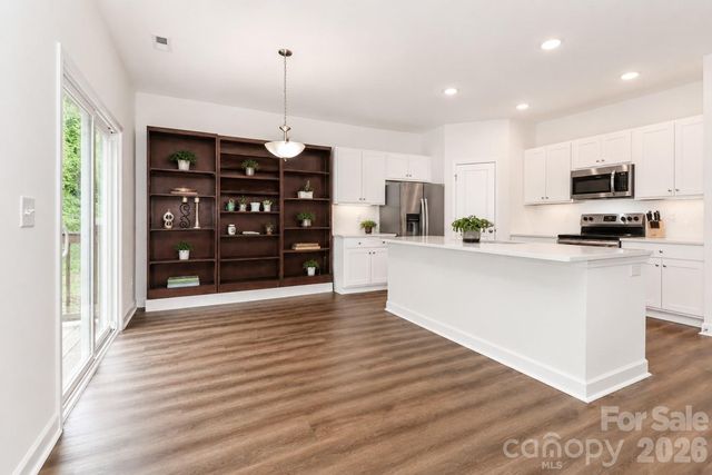 487 Kacys Way Place SE, Concord, NC 28025