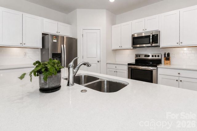 487 Kacys Way Place SE, Concord, NC 28025