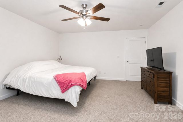 487 Kacys Way Place SE, Concord, NC 28025